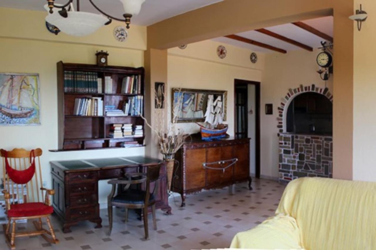 Villa House With View à Agia Paraskevi  Extérieur photo